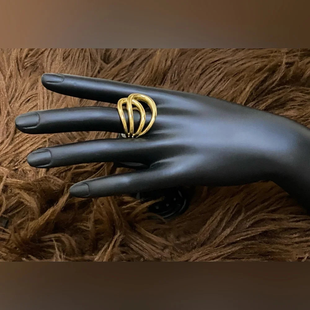 Stainless Steel 18K Geometric Asymmetric Chucky Irregular Ring.